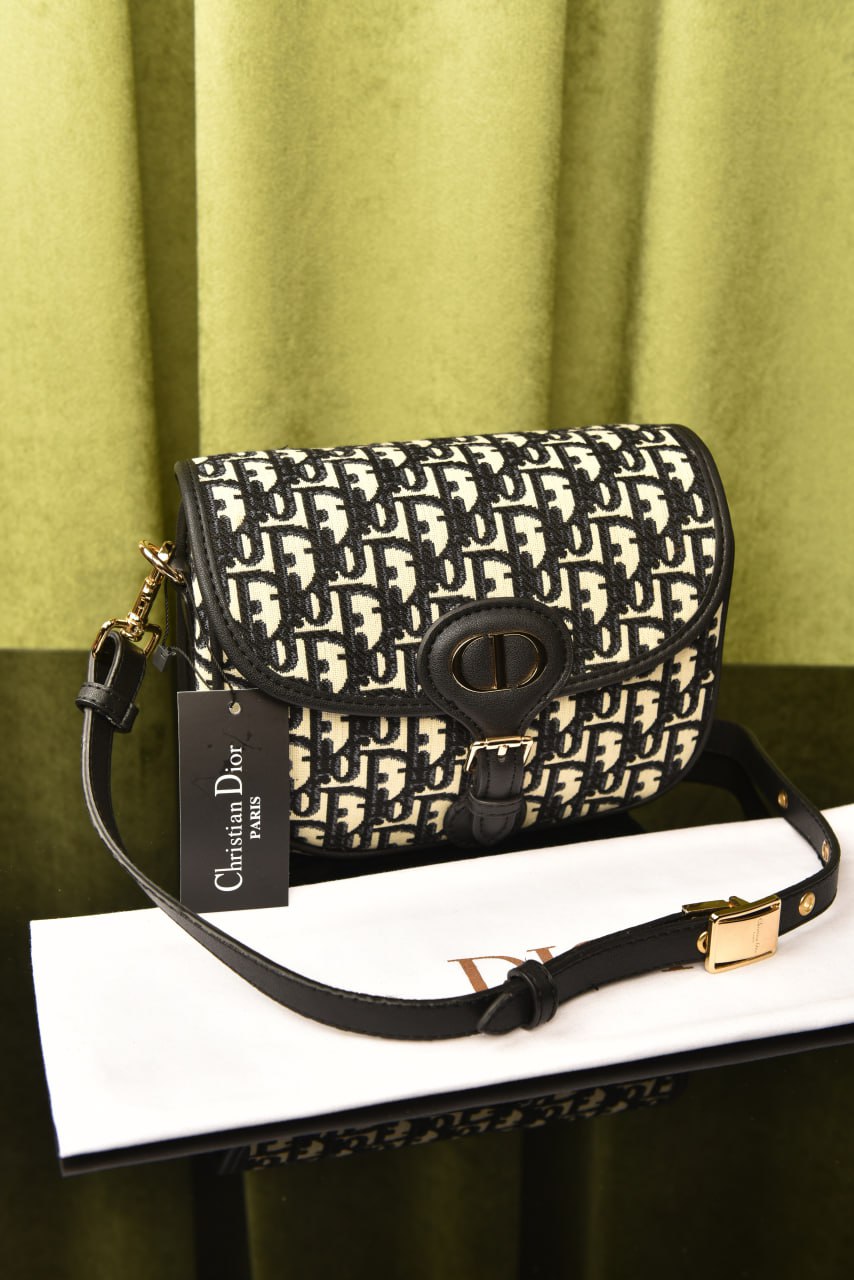 <br />
<b>Notice</b>:  Undefined index: adi in <b>/home2/kalacine/cumali.kalaci.net/canta/index.php</b> on line <b>52</b><br />
