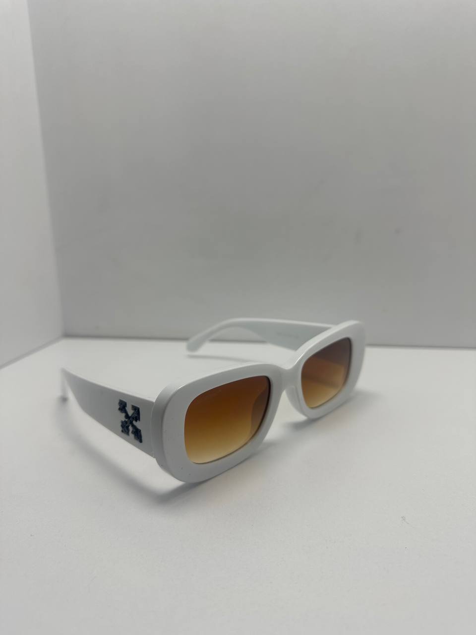 <br />
<b>Notice</b>:  Undefined index: adi in <b>/home2/kalacine/cumali.kalaci.net/gozluk/index.php</b> on line <b>52</b><br />
