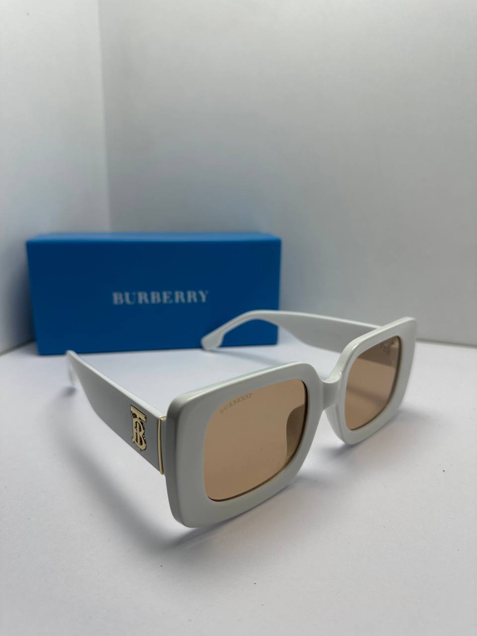 <br />
<b>Notice</b>:  Undefined index: adi in <b>/home2/kalacine/cumali.kalaci.net/gozluk/index.php</b> on line <b>52</b><br />
