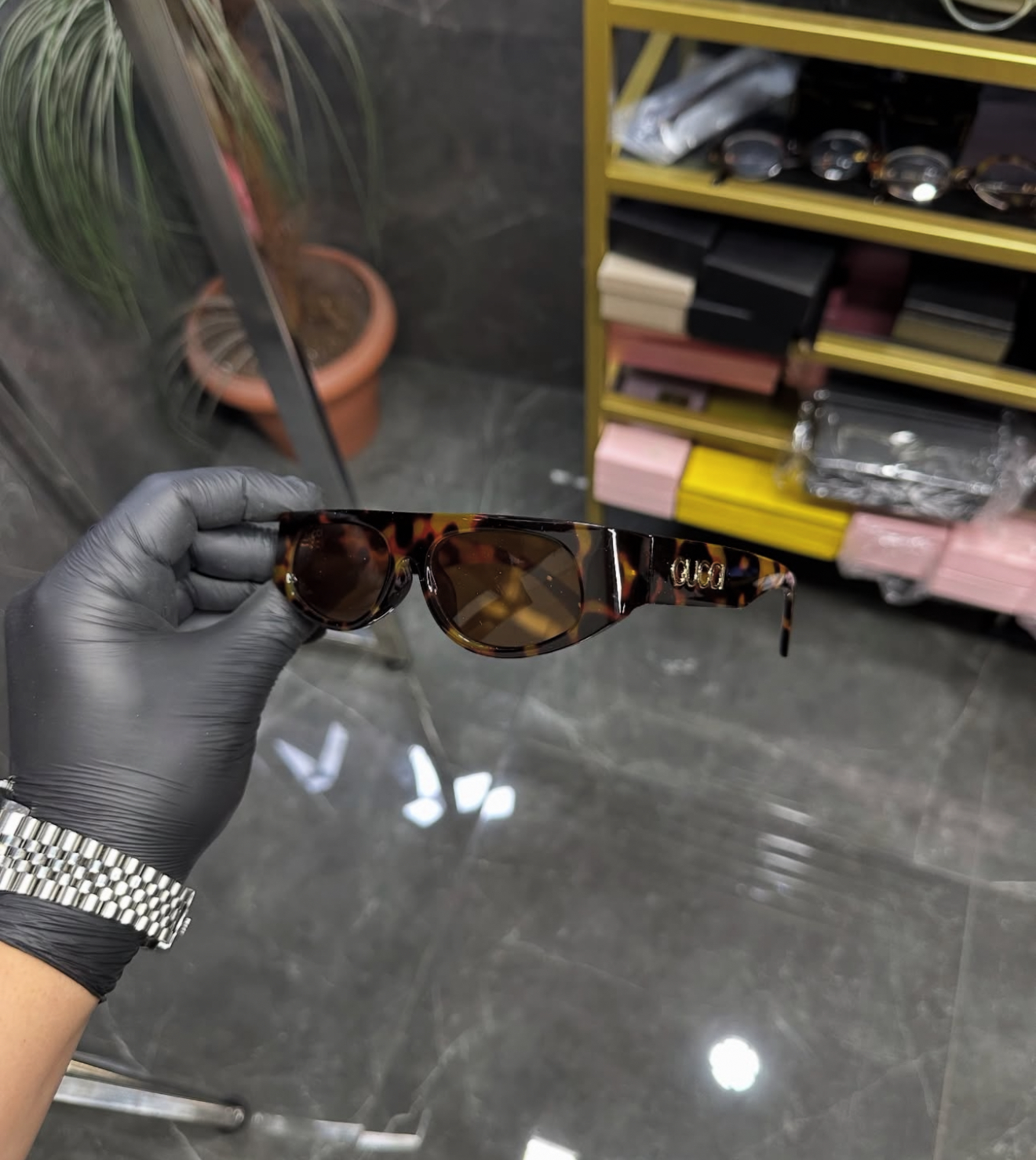 <br />
<b>Notice</b>:  Undefined index: adi in <b>/home2/kalacine/cumali.kalaci.net/gozluk/index.php</b> on line <b>52</b><br />
