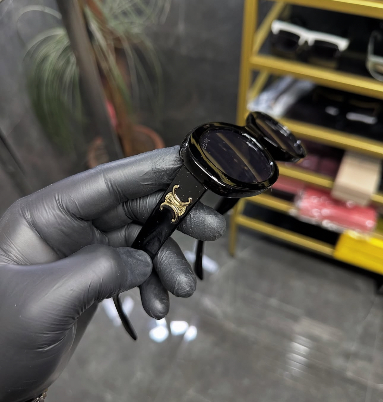 <br />
<b>Notice</b>:  Undefined index: adi in <b>/home2/kalacine/cumali.kalaci.net/gozluk/index.php</b> on line <b>52</b><br />
