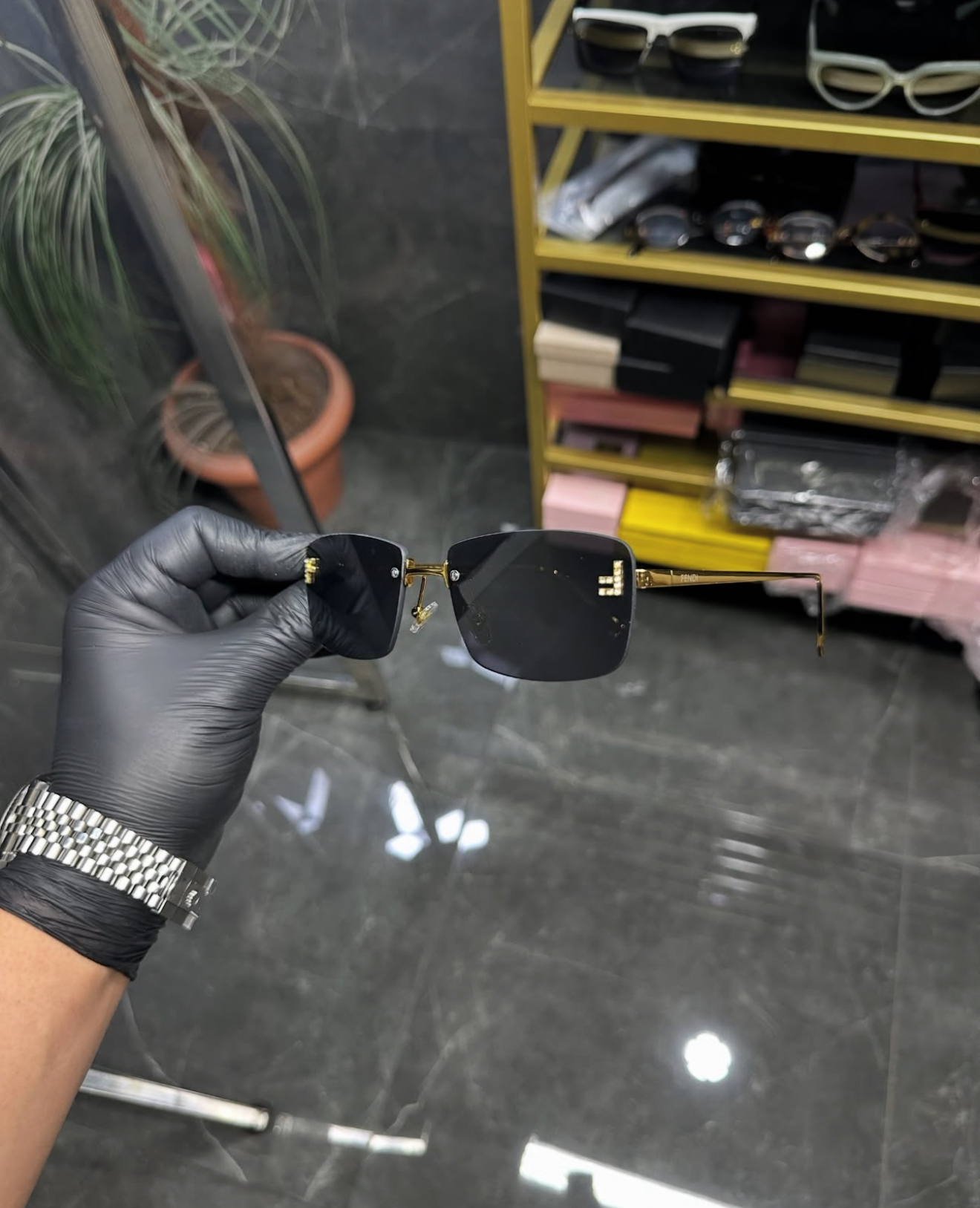 <br />
<b>Notice</b>:  Undefined index: adi in <b>/home2/kalacine/cumali.kalaci.net/gozluk/index.php</b> on line <b>52</b><br />
